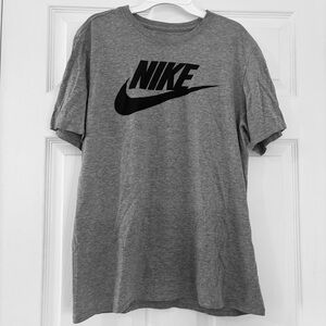 Men’s Nike Graphic T-Shirt